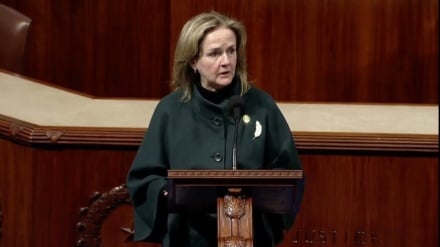 ABD Kongresi Üyesi: Trump’ın savaş yetkilerinin sınırlandırılması gerekli
