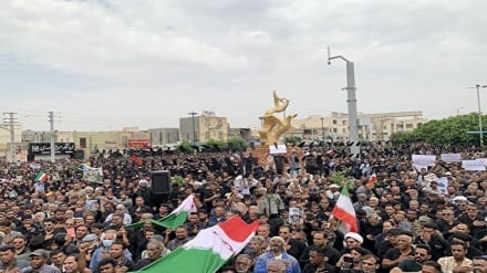 Minab Okulu’ndaki 168 Şehit Öğrenci için Cenaze Töreni Düzenlendi