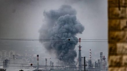 Goditje të fuqishme të raketave iraniane në rafinerinë e Haifa-së