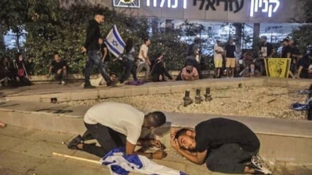 Media Ibrani: Jutaan Warga Zionis Dibiarkan Sendirian Hadapi Rudal Iran