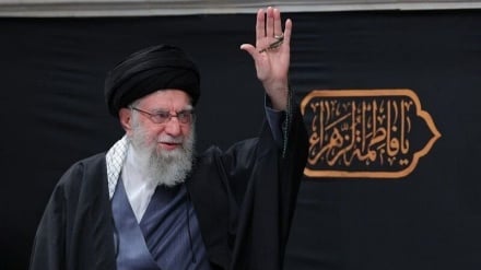 رهبر شهید انقلاب اسلامی با یک سخنرانی نقشه های چندین ساله امریکایی ها را نقش بر آب می کرد