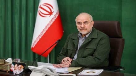 قالیباف: مجاهدت‌های علی لاریجانی در خاطره ملت ایران خواهد ماند