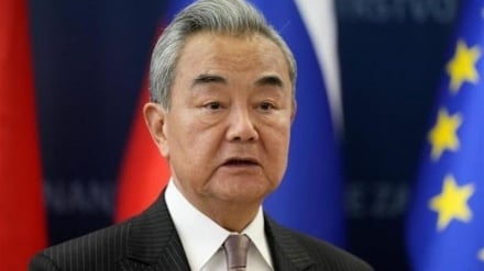 Pekini: Lufta e Amerikës dhe Izraelit kundër duhet të ndalet menjëherë