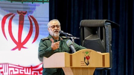 سردار شکارچی: فرماندهان دشمن را از مخفیگاه بیرون می کشیم