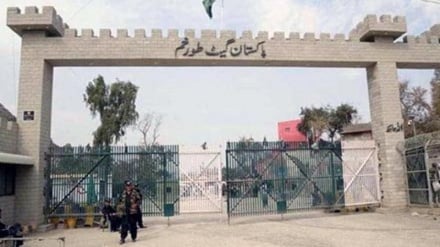 پایان دو ماه بن‌بست؛ گذرگاه تورخم به روی مهاجران افغان گشوده شد