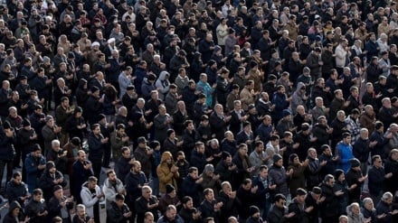 Falja e namazit të Bajramit të Fitër-it anë e mbanë Iranit –foto