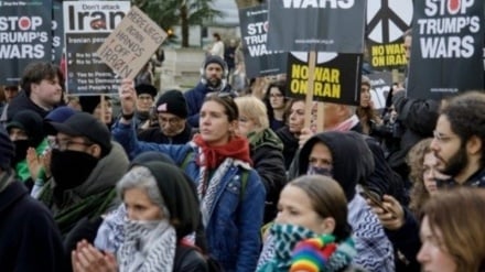 Британцы еще раз вышли на улицы в поддержку Ирана