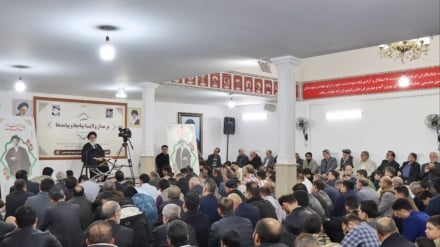 مهاجران افغان در همایشی با رهبری جمهوری اسلامی تجدید میثاق کردند