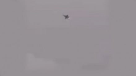 F-18 statunitense colpito dalla difesa antiaerea iraniana 