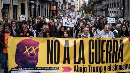 Manifestazione contro la guerra all'Iran dalla Spagna al Canada