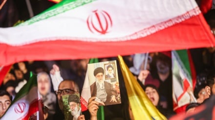 کارشناس تاجیک: ایران در برابر تجاوز استوار ایستاده است