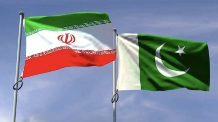 パキスタンの政党：「イランと共にある」／「無防備なイラン人学生の殉教を非難」