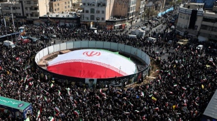 برگزاری مراسم تشییع قهرمانان «ناو دنا»، «علی لاریجانی» و سردار غلامرضا سلیمانی 