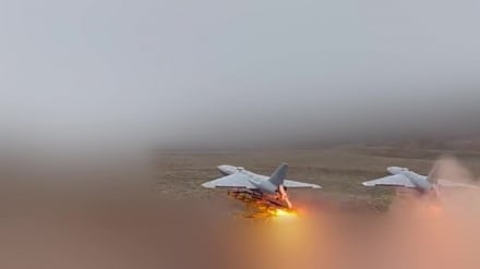 Droni iraniani sulle industrie aeronautiche del regime sionista 