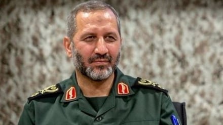 Sardar Mousavi ke CENTCOM: Kami Lihat Nasib Pangkalan, Giliran Kapal Kalian!