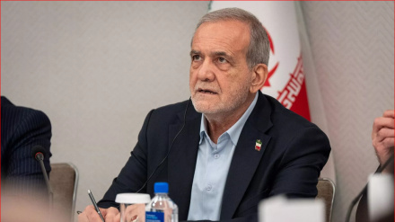 Իրանի նախագահը պաշտպանել Է Հռոմի պապին՝ Թրամփի քննադատության ֆոնին