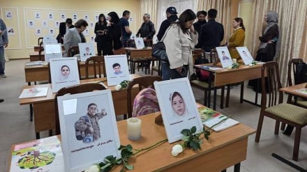 Минаб қаласындағы бастауыш мектептің бомбылау салдарынан шәһид болған оқушыларын еске алу рәсімі өтті 