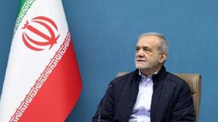 Pezeshkian: Ushtria e Iranit është një institucion i lindur nga populli, një simbol i dinjitetit, fuqisë dhe pavarësisë kombëtare