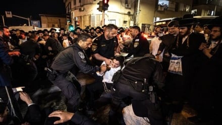 Protes Ribuan Zionis terhadap Kebijakan Perang Tel Aviv