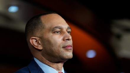 Hakim Jeffries: Në asnjë rrethanë nuk duhet të dërgohen forca tokësore amerikane në Azinë Perëndimore