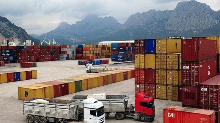 د ایران او افغانستان ترمینځ ریلي تجارت بې وقفې دوام لري