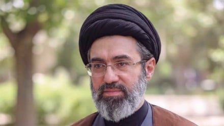 Kiongozi Muadhamu awashukuru Maulamaa wa Kisunni wa Hormozgan 