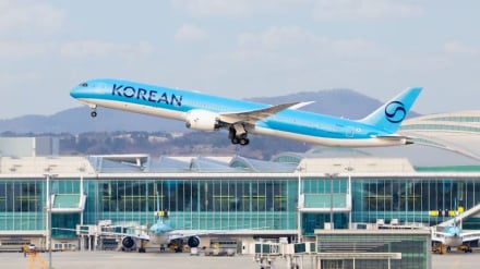 Maskapai Asia Raup Untung dari Rute Eropa