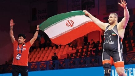 5 iranianë kryesojnë renditjen botërore të mundjes