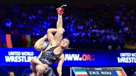 İran temsilcisi Asya’nın en iyi güreşçisi seçildi