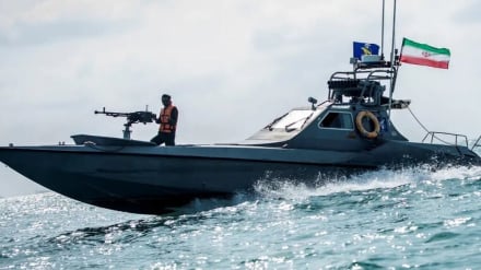 Военно‑морские силы Корпуса стражей исламской революции в рамках «умного контроля» Ормузского пролива задержали два судна‑нарушителя