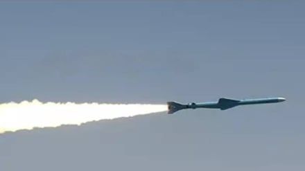 “Nur” gemisavar füzesi, İran’ın düşman gemilerine karşı deniz gücünün ilk sembolü