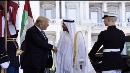 Emirat kepada AS: Jangan Beri Dolar, Kami Jual Minyak dengan Yuan