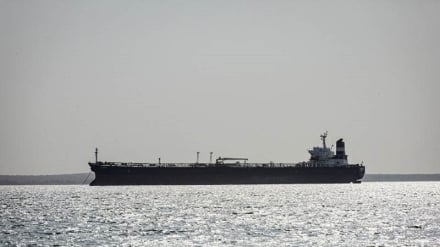 Bloomberg: Иранның шикі мұнай тасымалдаушы супертанкер Үндістанға жетті