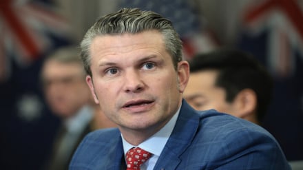 Impeachment Hegseth karena Perang Ilegal terhadap Iran