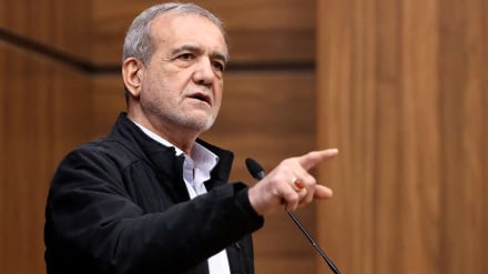 پزشکیان: خدای شن‌های طبس، خدای نگهدارنده مردمان ایران است