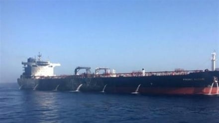 ইরানের কনটেইনার জাহাজে মার্কিন হামলা