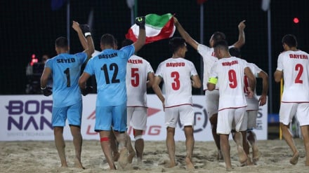 Sepak Bola Pantai Iran Juara! Gebuk Oman 6-2 di Final