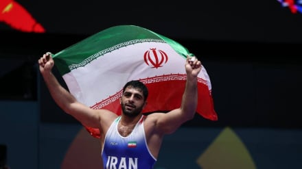 İranlı Güreşçi Dünya Sıralamasında Zirvede**‌