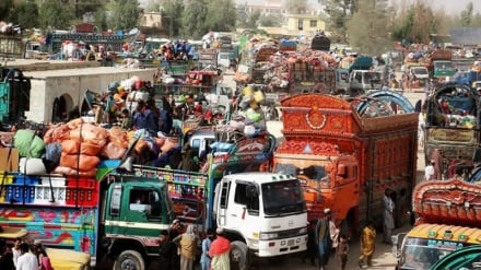 اخراج مهاجران افغان از پاکستان ادامه دارد؛ هزار خانواده در یک روز برگشتند
