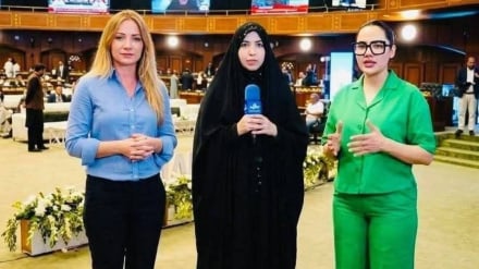 Pakistan sosyal medyasında İranlı kadın muhabirin başörtüsü geniş yankı buldu