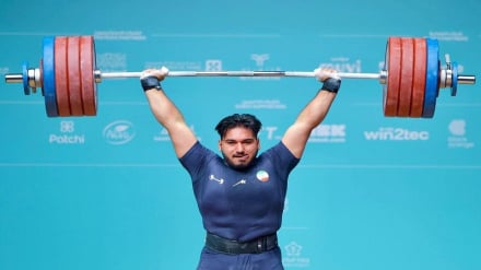 Asya Halter Şampiyonasında; İranlı temsilci Olimpiyat şampiyonunu yendi 