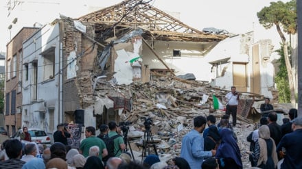 Takim solidariteti në sinagogën e plagosur në Teheran