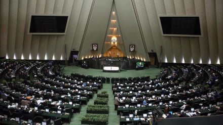 Bunge la Iran kupigia kura mpango wa usimamizi wa Lango Bahari la Hormuz 'hivi karibuni'