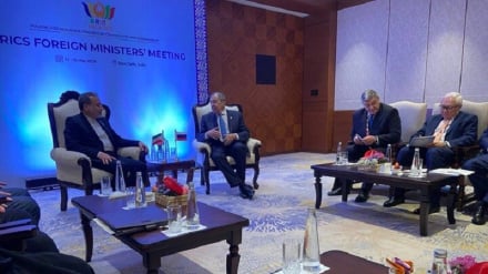 Արաղչին ու Լավրովն քննարկել են Իրանի շուրջ բանակցությունները
