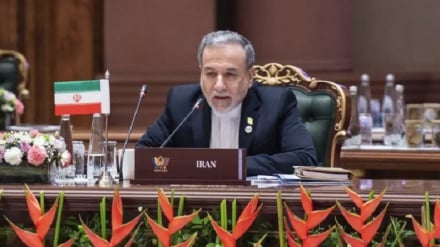 Արաղչի. ԱՄՆ-ն պետք է Իրանի հետ իր վեճի լուծումը փնտրի ռազմական ասպարեզից դուրս այլ միջավայրում
