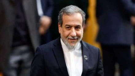 د ایران د اسلامي جمهوریت د بهرنیو چارو وزیر چین ته ورځي