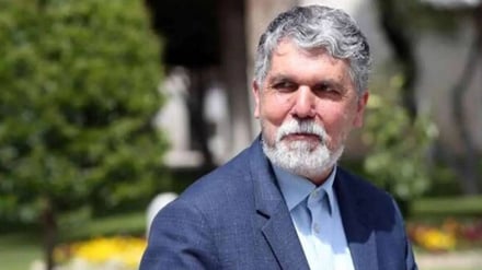 **İran Kültür ve İslami İrşad Bakanı: Farsça, İran'ın Dünyadaki Bağımsız Sesinin Kalıcılığının En Önemli Sütunlarından Biridir**