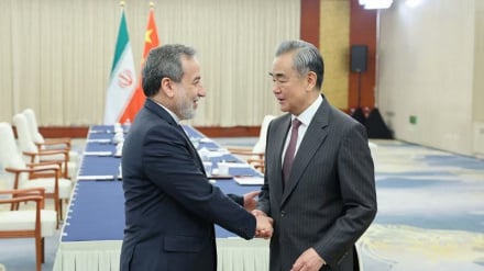 د ایران د بهرنیو چارو وزیر عباس عراقچي نن چین ته ورځي