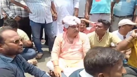 পশ্চিমবঙ্গে অভিষেকের পর এবার তৃণমূলদলীয় সংসদ সদস্যের ওপর হামলা, অভিযোগ বিজেপির দিকে