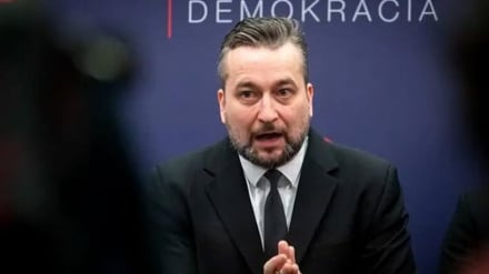 Slovak MEP: Iranians will not kneel